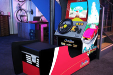 あの感覚を自宅で！『アウトラン』ハンドル付き筐体の復刻版がArcade1Upより登場 画像